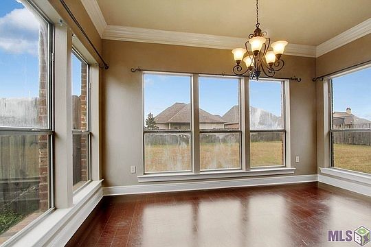 5th image of 4057 Driftwood Dr