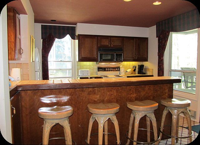 2nd image of 2981 Kimberland Dr #205