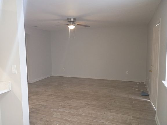 4th image of 2616 Chandalar Ln APT A