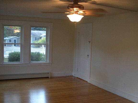 5th image of 172 Saco Ave #7