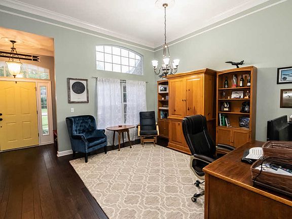 4th image of 4405 Windlake Dr