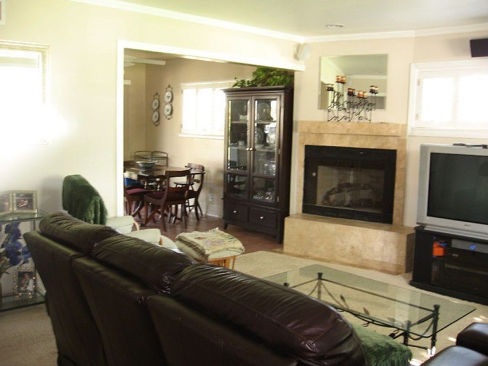 Travertine Fierplace 