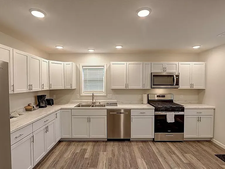 10008 Aspen Ln #2 — Photo 1