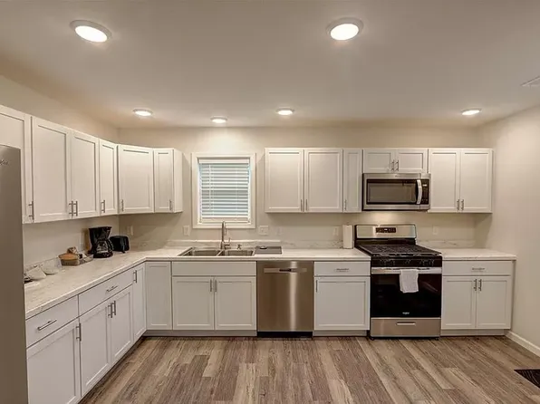 10008 Aspen Ln #2, Hayward, WI 54843