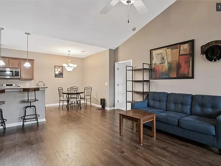 2641 McArthur Landing Cir #102 — Photo 42