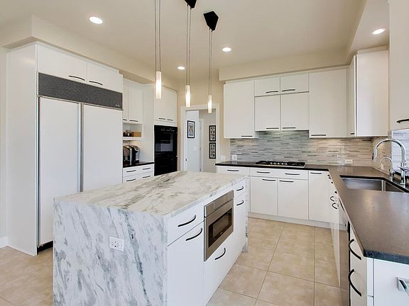 5th image of 1639 Thornwood Ln