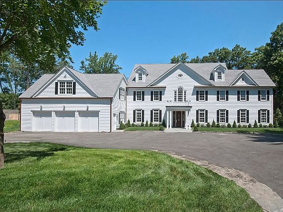 2nd image of 5 Meadow Wood Dr