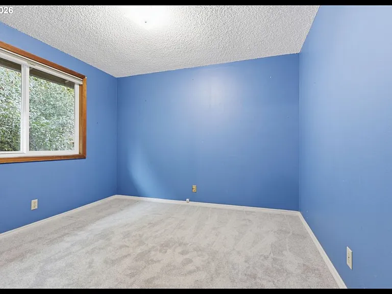 6808 NE 92nd Ct — Photo 6