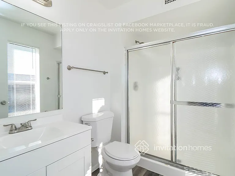 8509 W Golden Ln — Photo 12