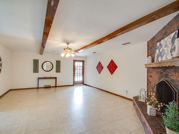 2nd image of 221 Hillview Dr