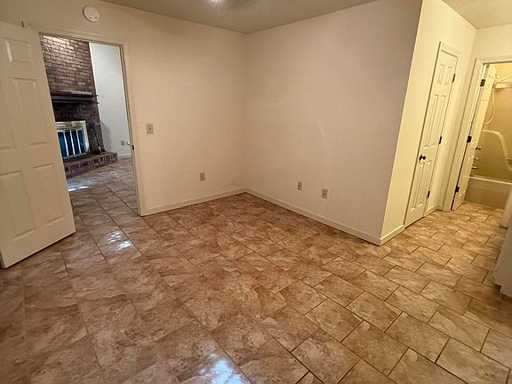 5th image of 288 Stonebridge Ct
