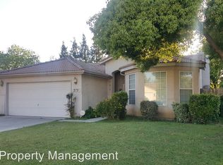 2131 N Shady St, Visalia, CA 93291