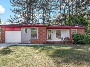 6200 Belgrade Dr NW, Huntsville, AL 35810