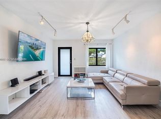 2520 SW 20th St, Miami, FL 33145