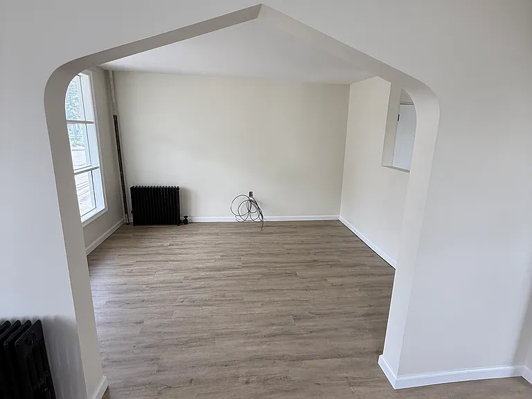 425 W Grace St — Photo 10