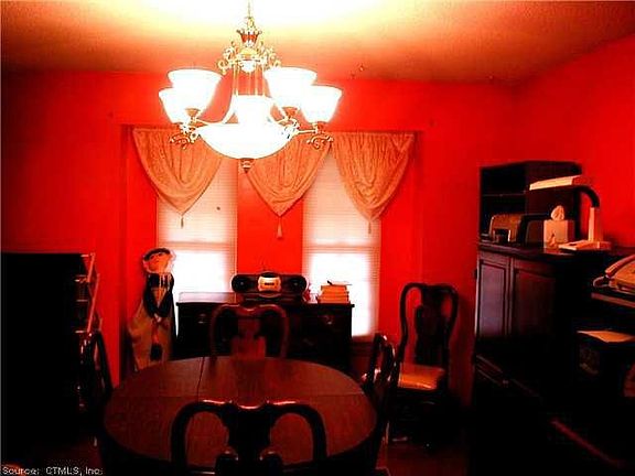 5th image of 801 Mill Pond Dr
