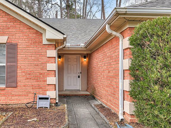 4th image of 262 Lafayette Drive