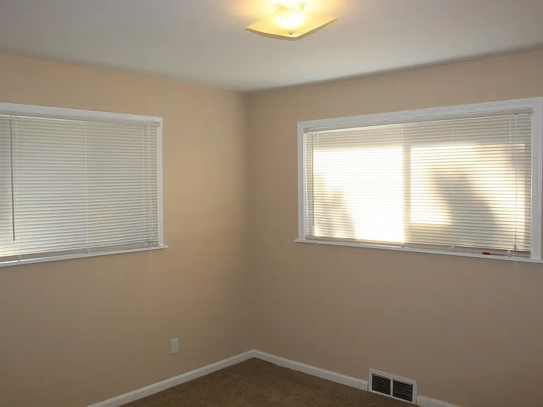 18620 Dalby — Photo 7