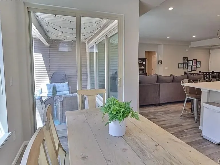 6652 Golden Briar Ln — Photo 17