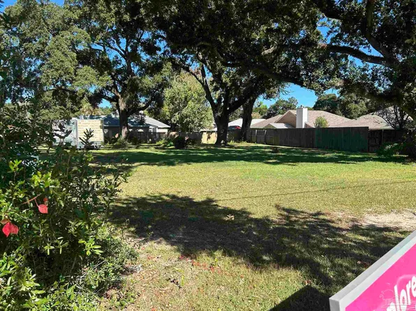 4000 Creighton Rd, Pensacola, FL 32504