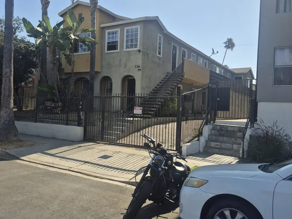 136 N Mariposa Ave, Los Angeles, CA