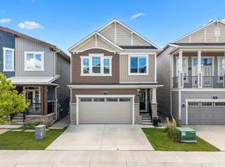192 S Carrington Cres NW, Calgary, AB T3P1R1