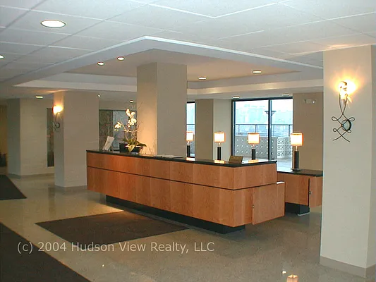 Sold by Hudson View Realty LLC | media 23