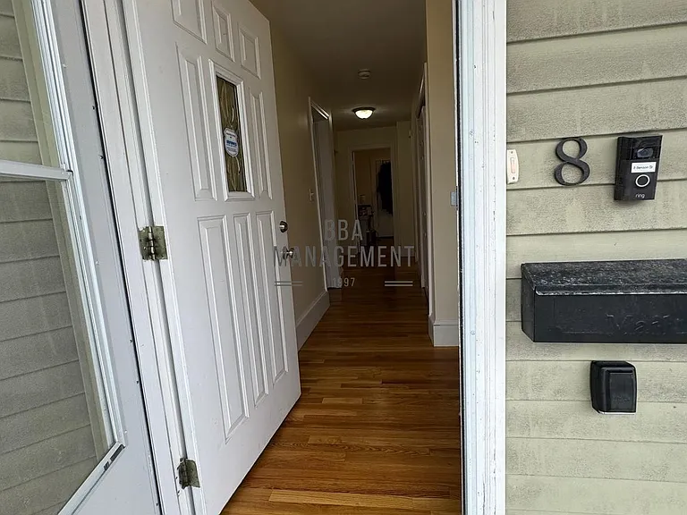10 Benson St — Photo 11