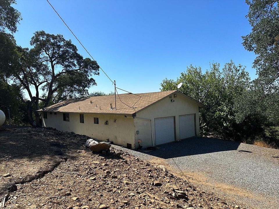 8664 Center St, Mokelumne Hill, CA 95245 MLS 223086394 Zillow