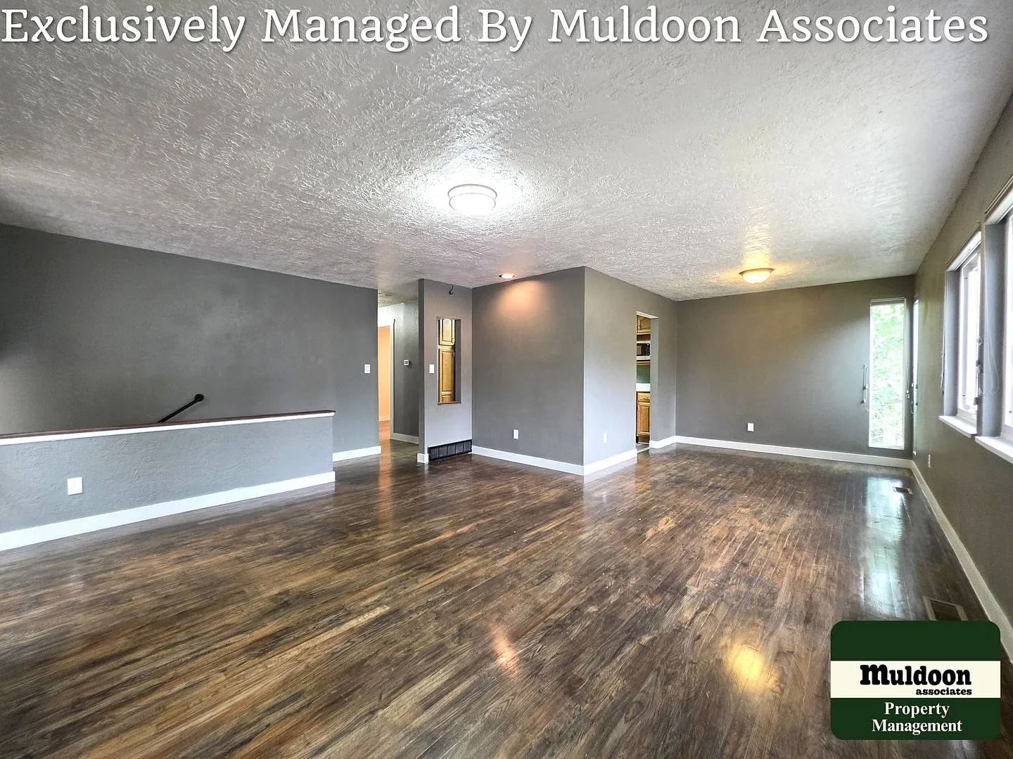 Spacious 5-Bedroom Home with Large Yard & Open-Space Views — Photo 4