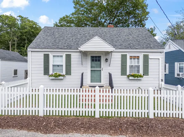 6 Pine Lane, Old Orchard Beach, ME 04064