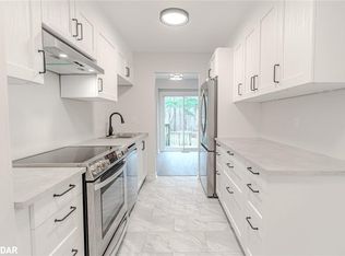 85 Burns Cir, Barrie, ON L4N5J8
