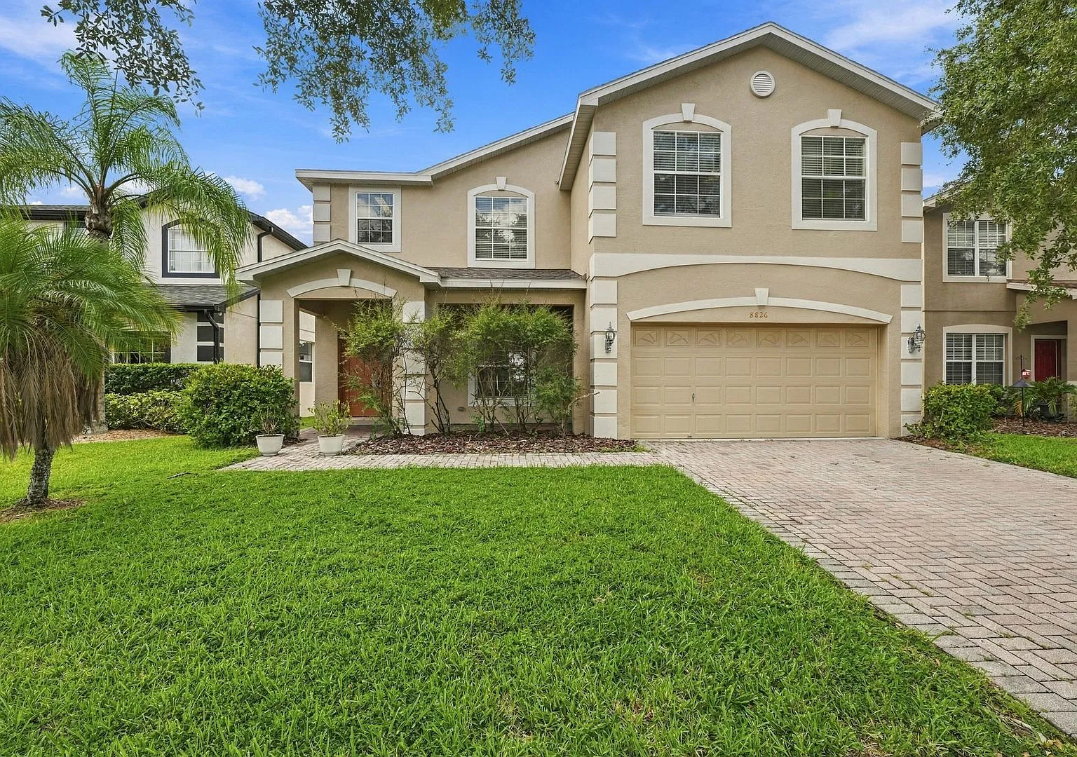 Beautiful 4 bedroom/3 bathroom Home — Photo 1