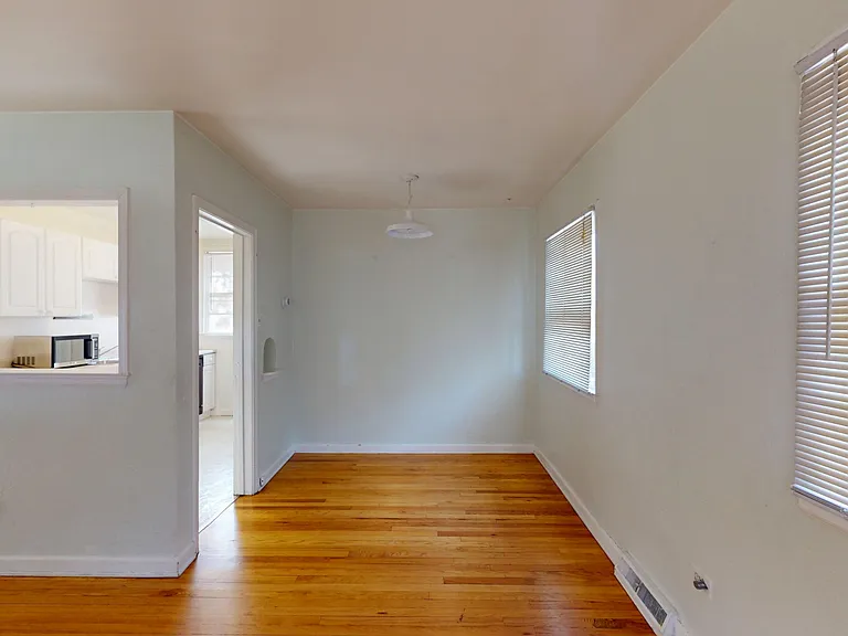 2525 S Clayton St — Photo 4