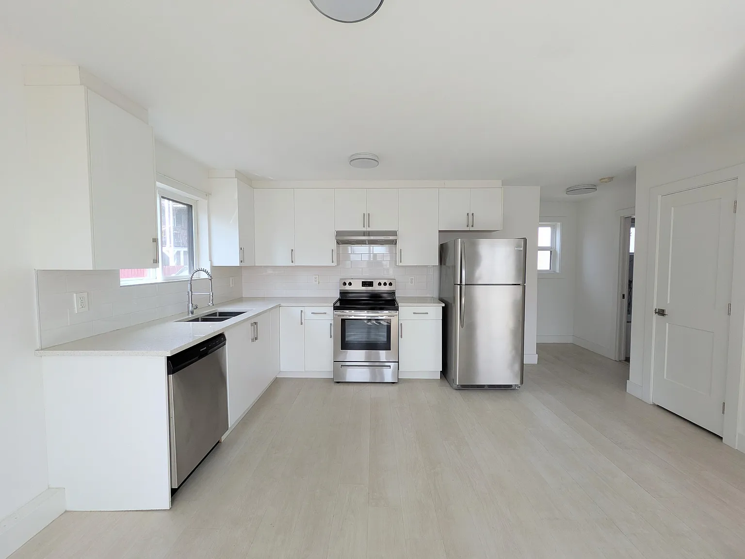 1202A Hammond Ave, Coquitlam — Photo 1