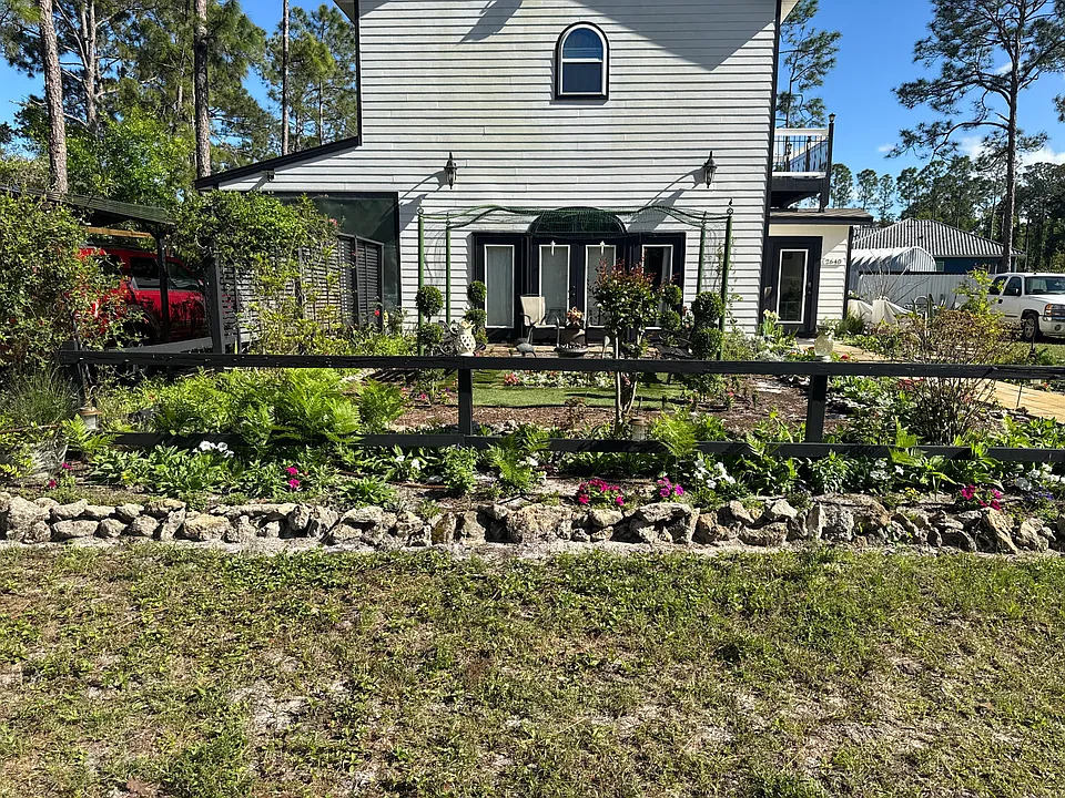 Tiffany Dr