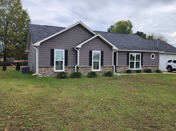 48 Wheatfield Dr, Fort Mitchell, AL 36856