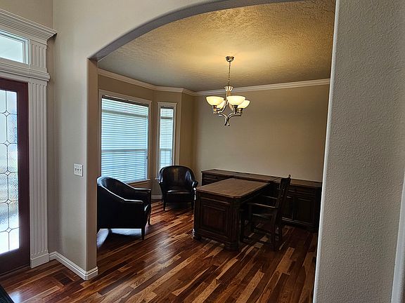 5th image of 2127 S Alaska Way