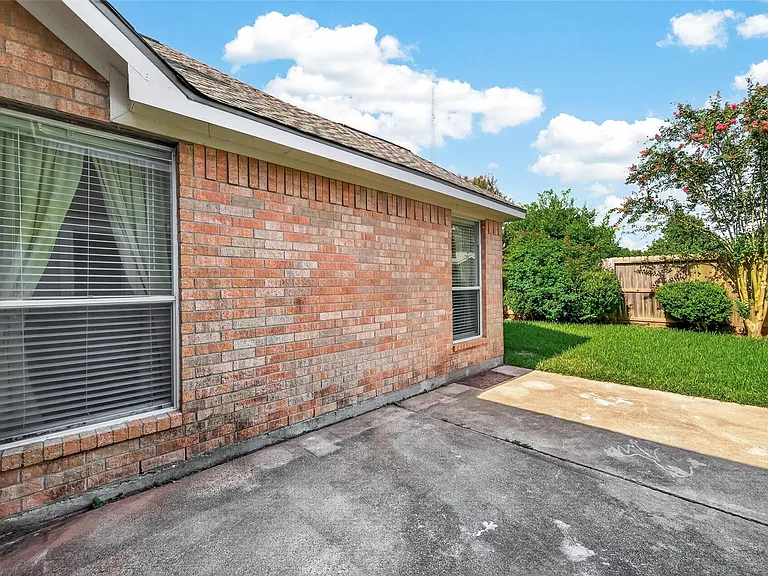 2607 Plantation Hollow Ct — Photo 40