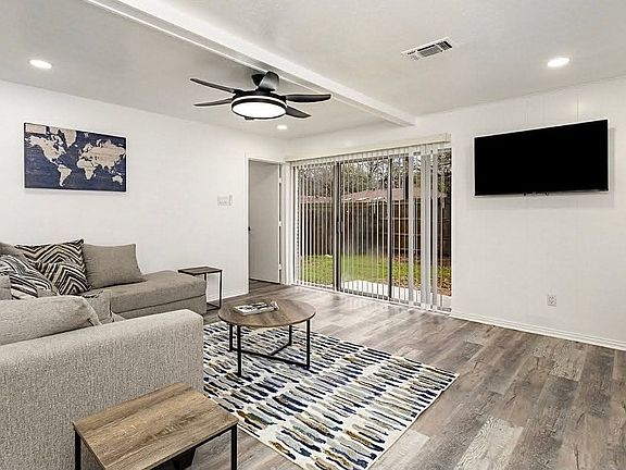 4th image of 2135 Fleur De Lis Ct