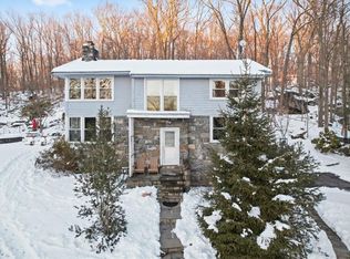 14 Kirk Lake Dr, Mahopac, NY 10541