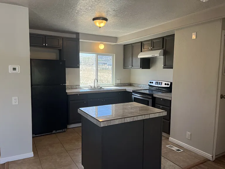 318 Marble Dr — Photo 15