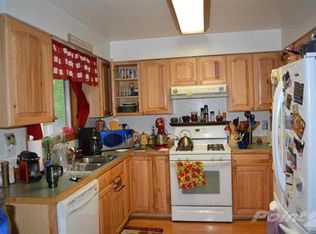 17327 Meadow Creek Dr, Eagle River, AK 99577