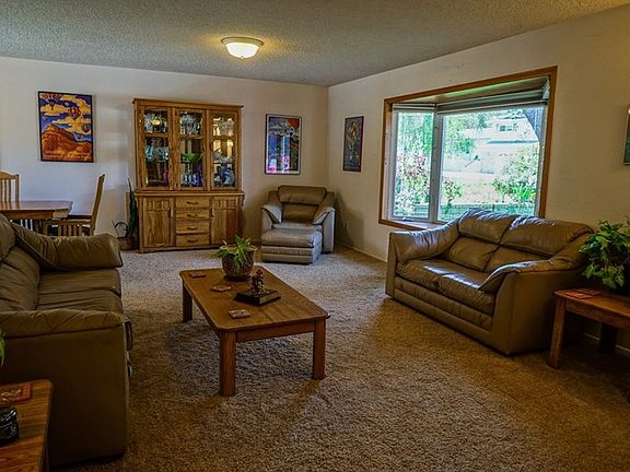 4th image of 26238 Larkhaven Pl