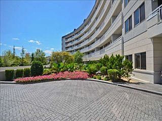 2nd image of 100 Harbor View Dr Condo 616