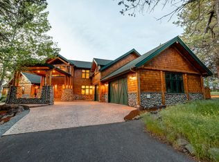 6439 Coopers Hawk Rd, Klamath Falls, OR 97601