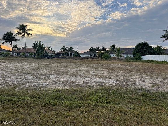 4th image of 102 NW 38th Ave