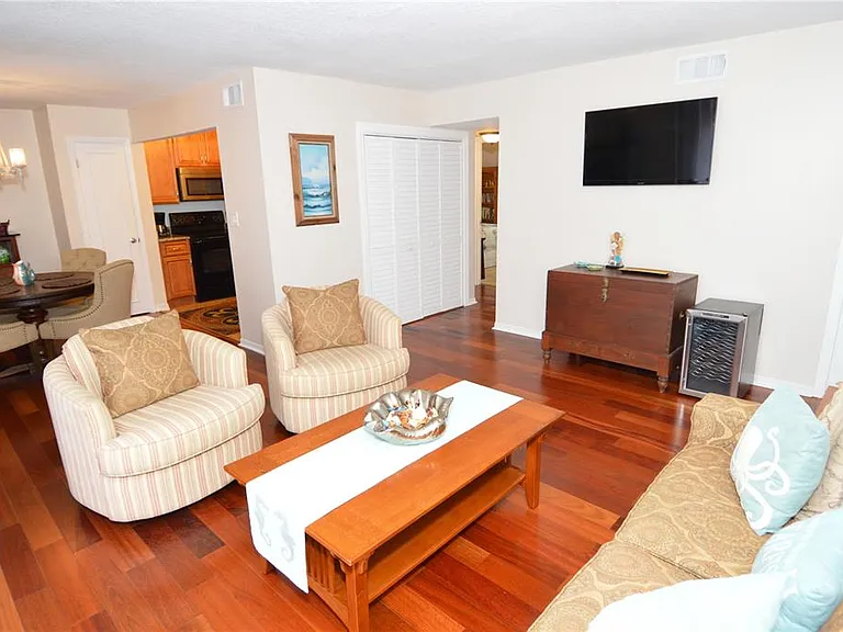 213 Seahorse Dr SE #B — Photo 20