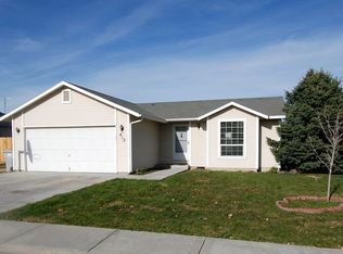 412 Silvertip Cir, Nampa, ID 83686