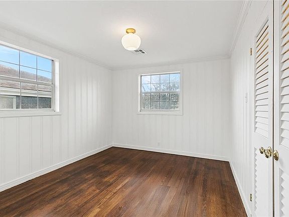 5th image of 3112 Daquin St